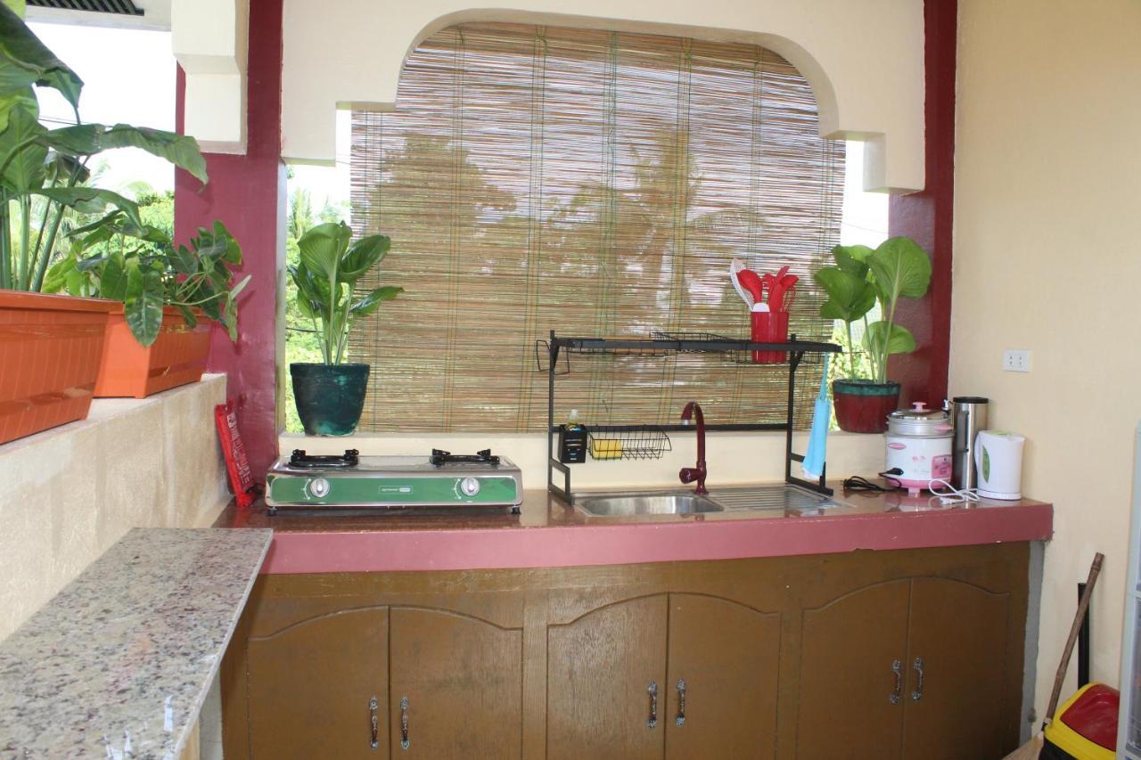 Peace Lily Studio Apartments Panglao-stad Buitenkant foto